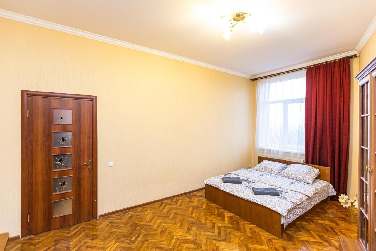Квартира У Місті Львові На Вулиці Пильникарська 10 Bagian luar foto